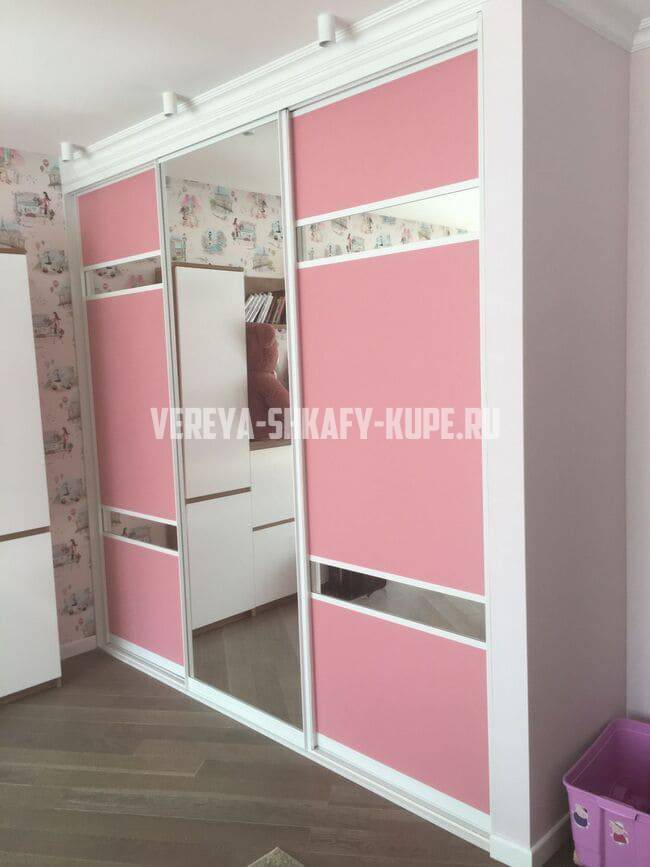 Встроенные шкафы-купе Верея