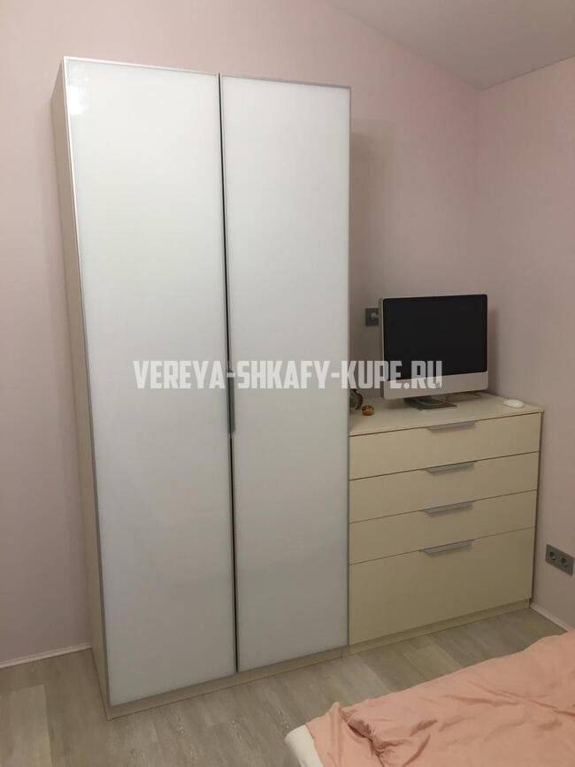 Распашные шкафы Верея
