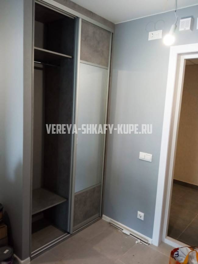 Шкафы для прихожей Верея