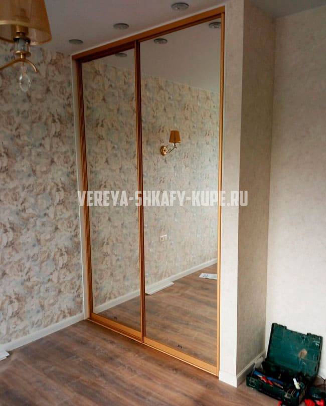 Шкафы в спальню Верея